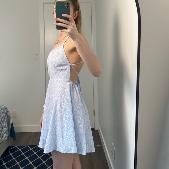 Backless blue floral sundress - adjustable - Small - SHEIN - Picture 3 of 5